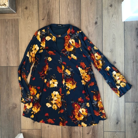 Bohemian style floral dress - Picture 4 of 9